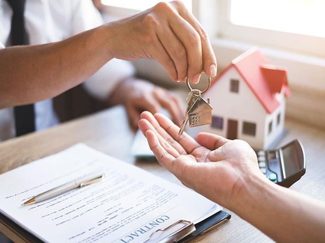 Questions To Ask a Landlord Before Renting a Townhome